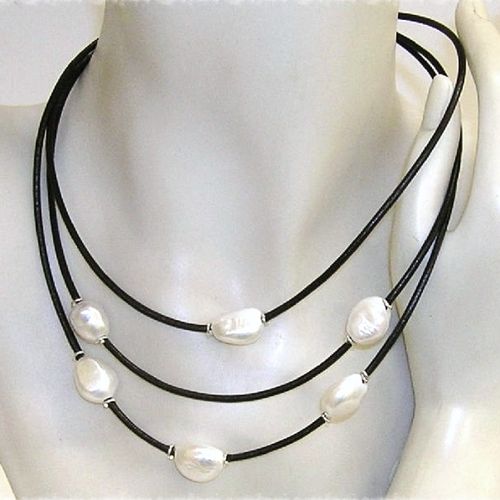 Collar de 6 Perlas Cultivadas Cuero negro natural y Plata de Ley