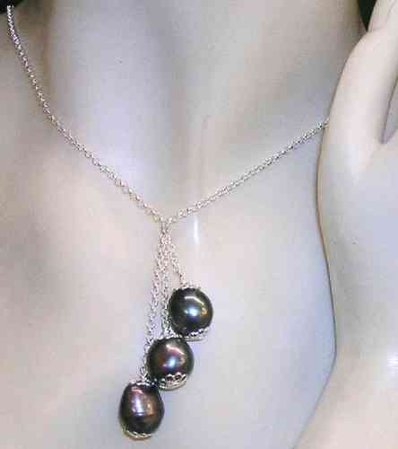 Collar de Plata de Ley con 3 Perlas Cultivadas barrocas grises